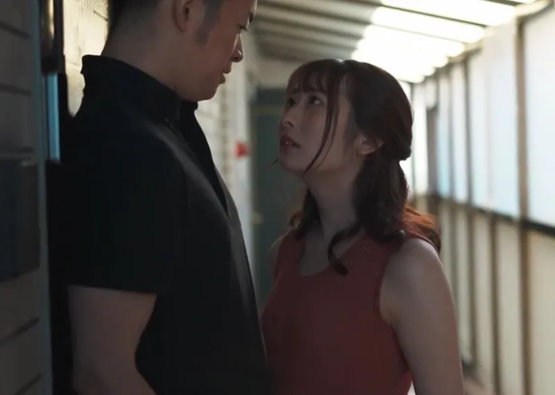 Người vợ mang thai, tôi bị bốc lửa bởi người vợ hàng xóm thường ở nhà một mình
